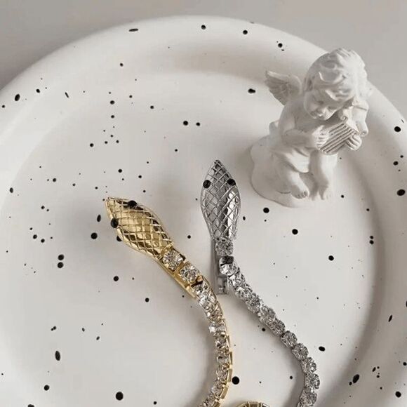 White Gold Diamond Snake Gothic Hair Clip - Picture 4 of 8